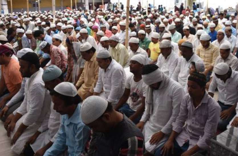 meerut मुस्लिम धर्मगुरुओं ने की जुमे पर मस्जिद में नहीं जाने की अपील, घर पर ही नमाज पढ़ने को कहा