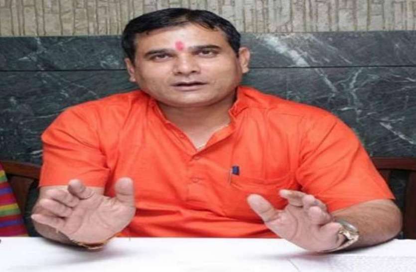 nand_kishor_gurjar_5505829_835x547-m.jpeg BJP विधायक का विवादित बयान, कहा- घर से बाहर निकलने वालों को पुलिसकर्मी गोली मारें, इनाम के साथ मिलेगा प्रमोशन