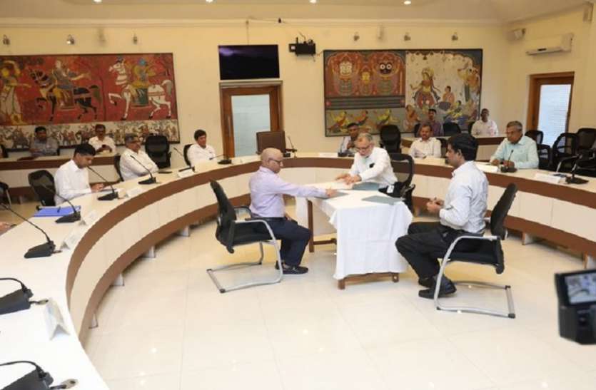 ओडिशा में बनेगा देश का पहला और सबसे बड़ा 1000 बेड वाला कोरोना हॉस्पिटल Coronavirus: ओडिशा में बनेगा देश का पहला और सबसे बड़ा 1000 बेड वाला कोरोना हॉस्पिटल
