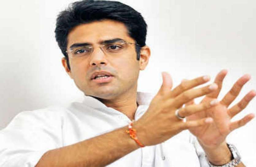 अब गांवों में भी रसायनिक छिडक़ाव, उपकरण खरीद के लिए विधायक दे सकेंगे 5 लाख अब गांवों में भी रसायनिक छिडक़ाव, उपकरण खरीद के लिए विधायक दे सकेंगे 5 लाख