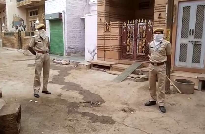 pokaran.jpg सूरत से पोकरण आया व्यापारी घर में दुबका, पता चला तो मचा हड़कंप