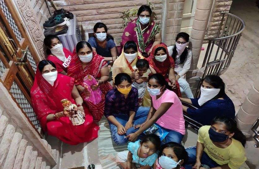परिवार में खुशहाली तभी आएगी, जब सावधानी बरती जाएगी परिवार में खुशहाली तभी आएगी, जब सावधानी बरती जाएगी