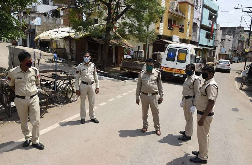 Corona positive young man agitated with his antics, filed FIR ... कोरोना पाजिटिव युवक ने अपनी हरकतों से बढ़ाई दहशत, एफआईआर दर्ज ...