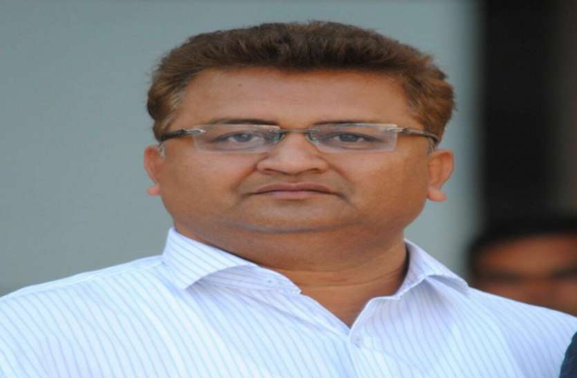 Lock down के बीच अपनों से करें विचारों का आदान-प्रदान Lock down के बीच अपनों से करें विचारों का आदान-प्रदान