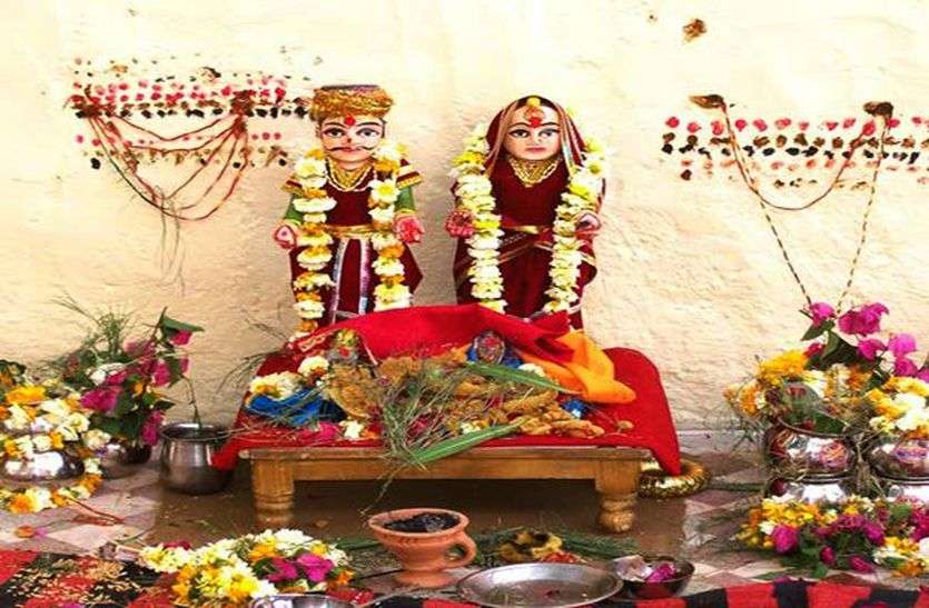 gangaur puja in ajmer गणगौर पूजन....गौर-गौर गोमती, ईसर पूजे पार्वती