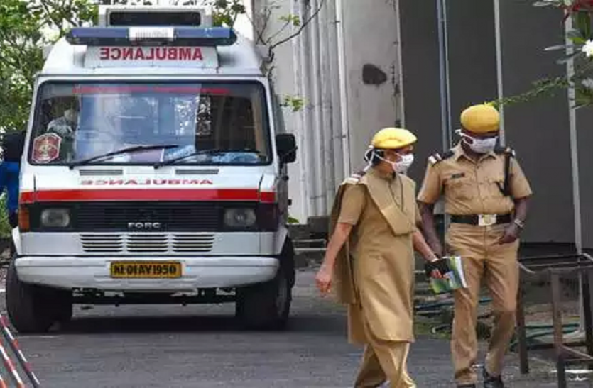 Coronavirus: क्वारंटाइन से भागा IAS अधिकारी, जानें कैसे मिला? Coronavirus: क्वारंटाइन से भागा IAS अधिकारी, जानें कैसे मिला?