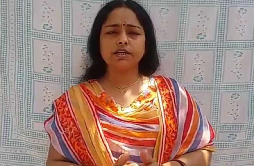 कोरोना को हराने के लिए समाज सेविका ने घर में किया अनोखा काम, और इन लोगों के लिए मांगी दुआएं कोरोना को हराने के लिए समाज सेविका ने घर में किया अनोखा काम, और इन लोगों के लिए मांगी दुआएं