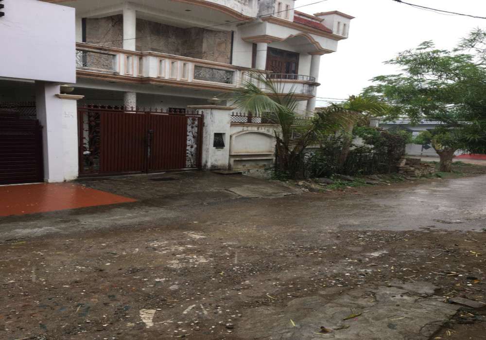 UP Weather : लखनऊ समेत कई जिलों में जोरदार बारिश, ओलावृष्टि की भी चेतावनी, डॉक्टर बोले- रहें सावधान