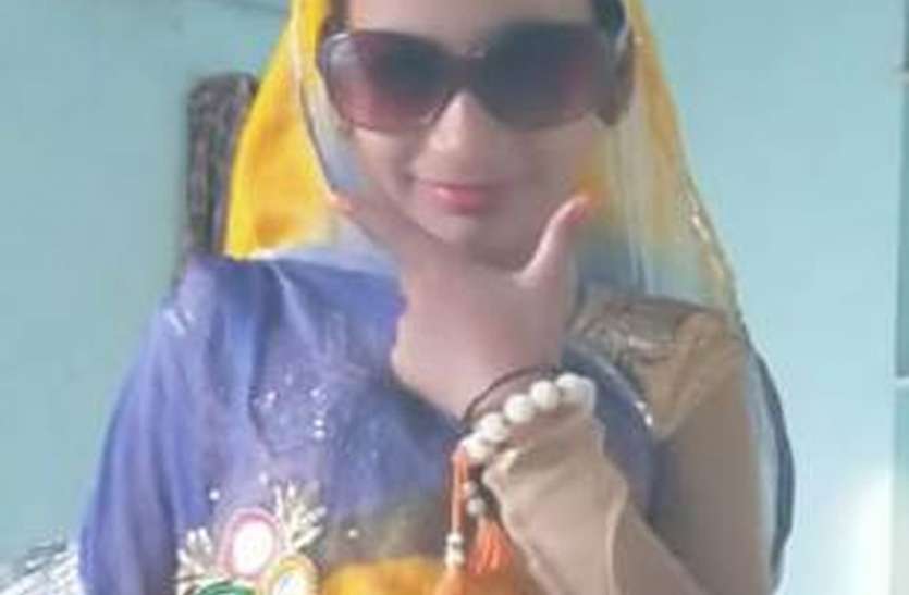 बेटी का अंतिम दर्शन भी नहीं कर पाई मां बेटी का अंतिम दर्शन भी नहीं कर पाई मां