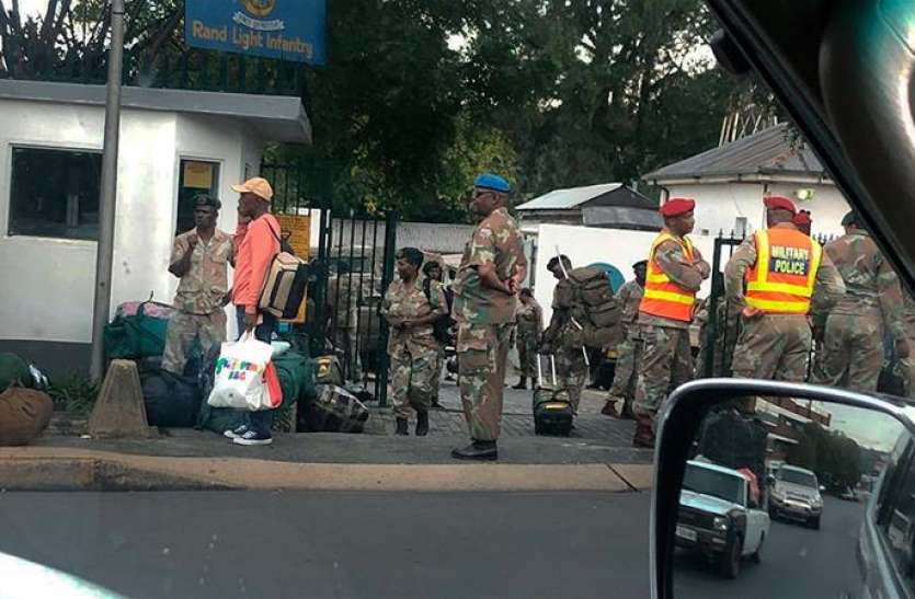 lock.jpg मां के अंतिम संस्कार को निकला था बेटा, लॉकडाउन में खानी पड़ी लाठियां, नहीं दे सका मुखाग्नि