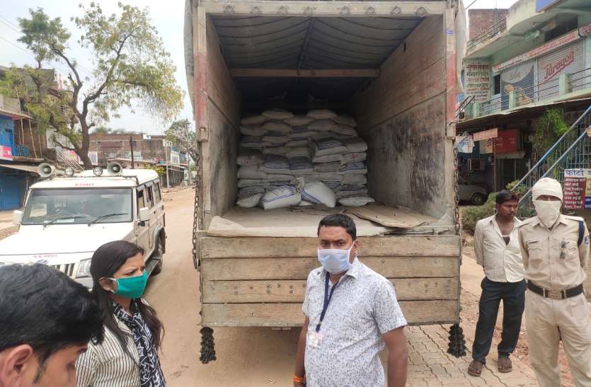 A truck seized sugar, businessman absconded एक ट्रक शक्कर जब्त, व्यापारी फरार