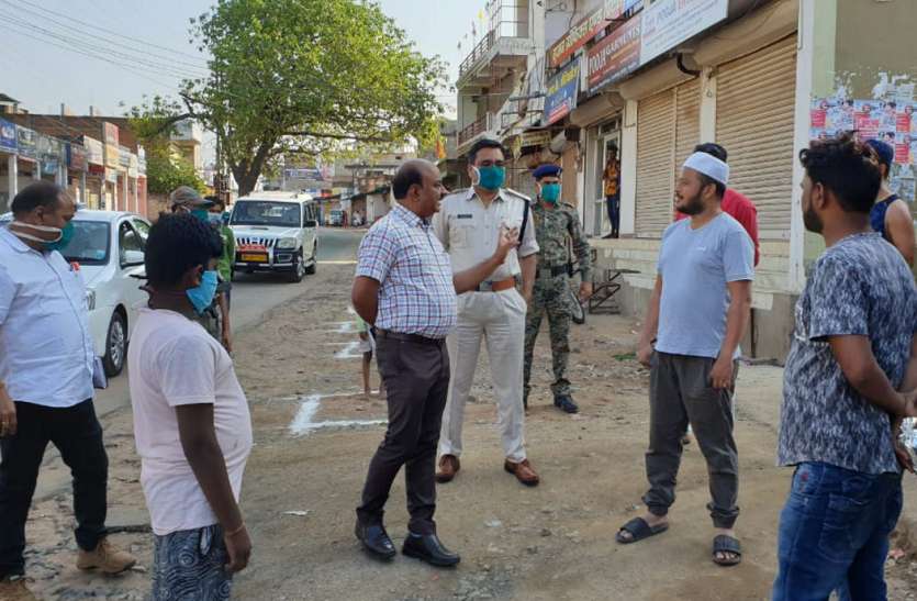 महिला को सांस लेने में परेशानी हुई तो कोरोना की फैली दहशत महिला को सांस लेने में परेशानी हुई तो कोरोना की फैली दहशत