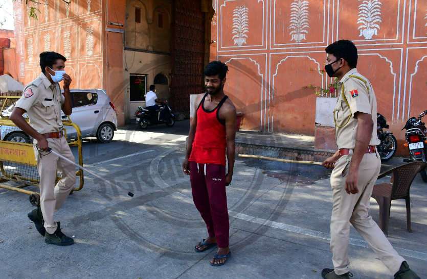 a6.jpg जयपुर कर्फ्यू लाइव स्टोरी: पुलिस ने दिखाई सख्ती, राशन पहुंचा तो मिली राहत
