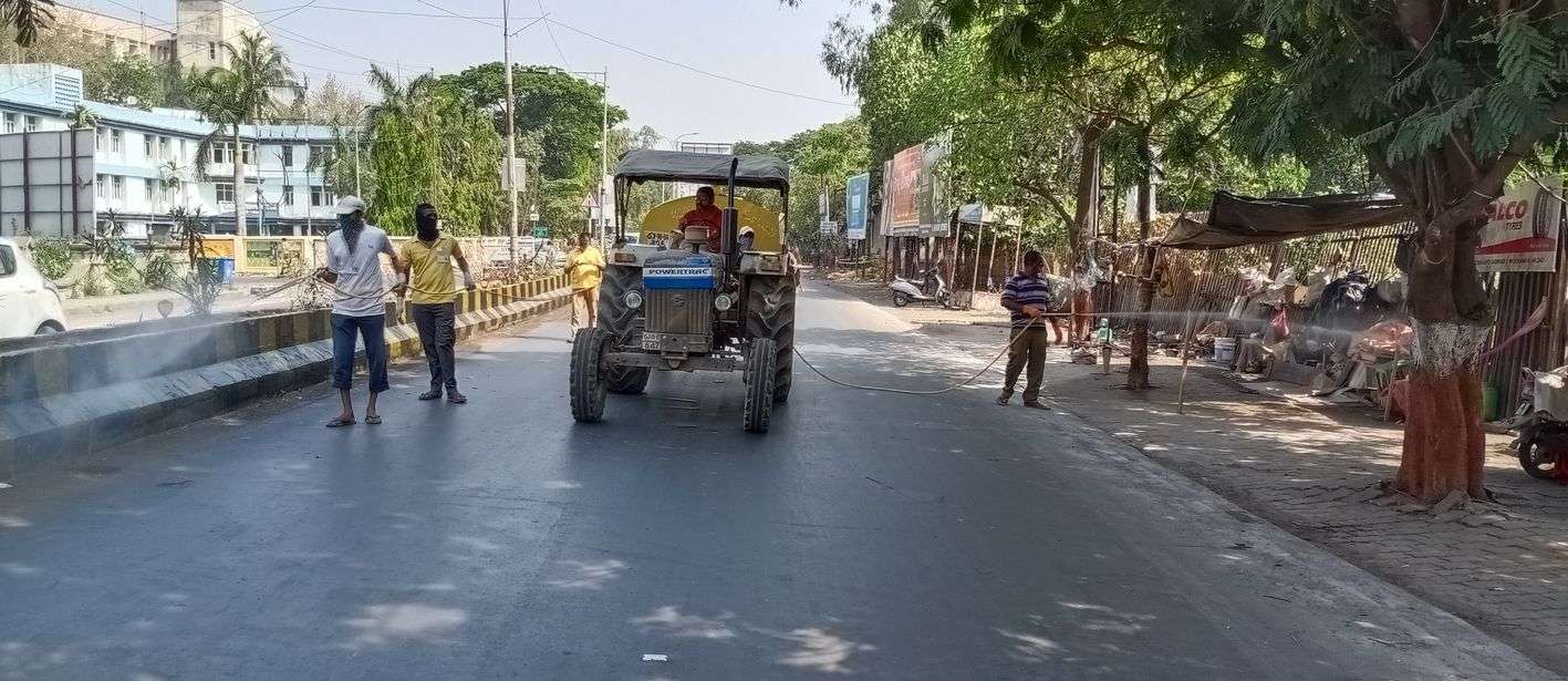 लॉकडाउन में कहीं नहीं दिखे सांसद और विधायक