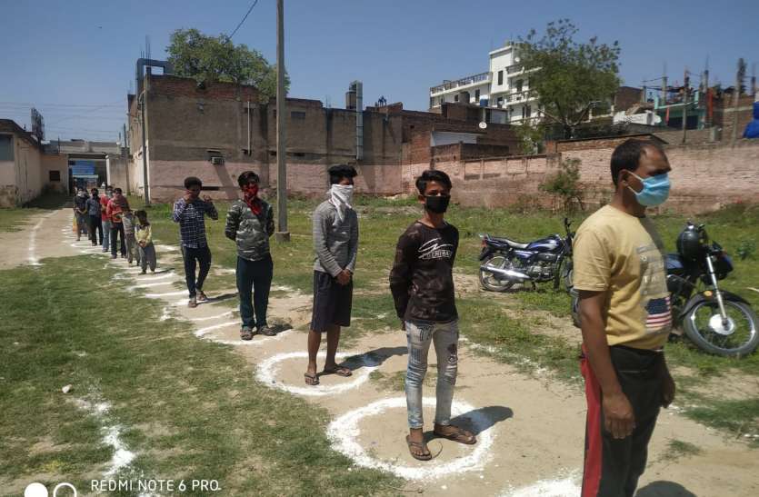 12 मार्च के बाद विदेश से आने वालों के लिए बड़ी खबर, करें यह काम नहीं तो होगी विधिक कार्रवाई 12 मार्च के बाद विदेश से आने वालों के लिए बड़ी खबर, करें यह काम नहीं तो होगी विधिक कार्रवाई