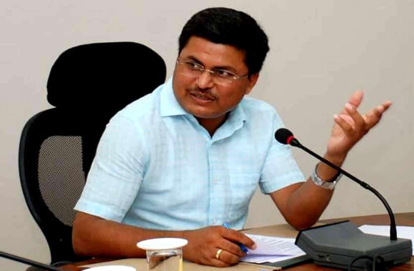 बिना अनुमति छोड़ा मुख्यालय, कलेक्टर ने महिला बाल विकास विभाग के सात पर्यवेक्षकों का वेतन रोका बिना अनुमति छोड़ा मुख्यालय, कलेक्टर ने महिला बाल विकास विभाग के सात पर्यवेक्षकों का वेतन रोका