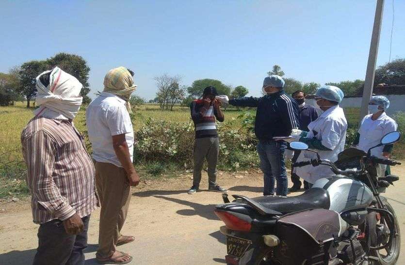 गांवों में बाहर से आए 200 लोगों की हुई स्क्रीनिंग गांवों में बाहर से आए 200 लोगों की हुई स्क्रीनिंग