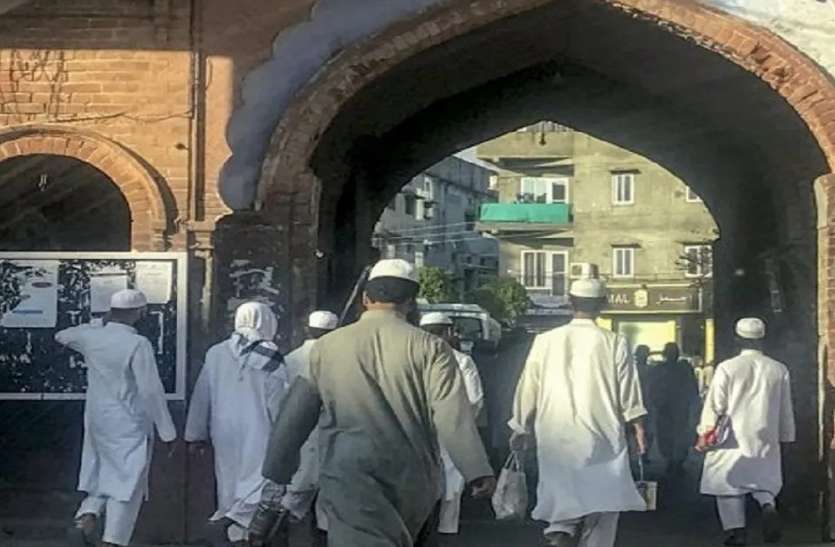 तब्लीगी जमात कार्यक्रम का होना बेहद अफसोसनाक मुस्लिम धर्म गुरु ने चेताया तुरंत करें यह काम नहीं तो ... तब्लीगी जमात कार्यक्रम का होना बेहद अफसोसनाक मुस्लिम धर्म गुरु ने चेताया तुरंत करें यह काम नहीं तो ...