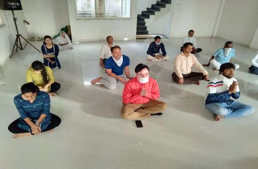 VIDEO जैन आचार्य ने कहा हम जीतेंगे कोरोना से, पर करना होगा यह काम