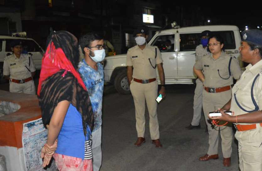 लॉकडाउन के बाद भी बेवजह घूम रहे लोग, सबक सिखाने अब आसमां से भी रखी जा रही पैनी नजर