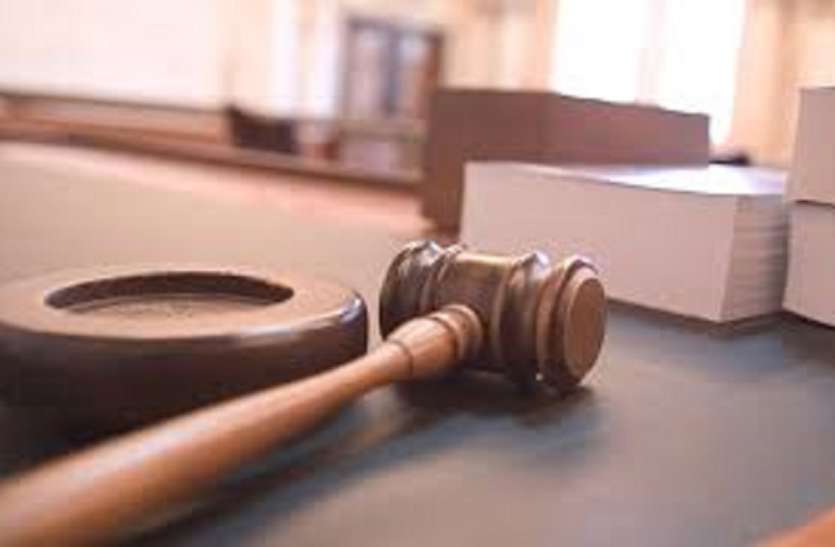 Lawyer pleaded with court for his trapped sister पहली बार वीडियो कांफ्रेंसिंग से याचिकाओं की हुई सुनवाई