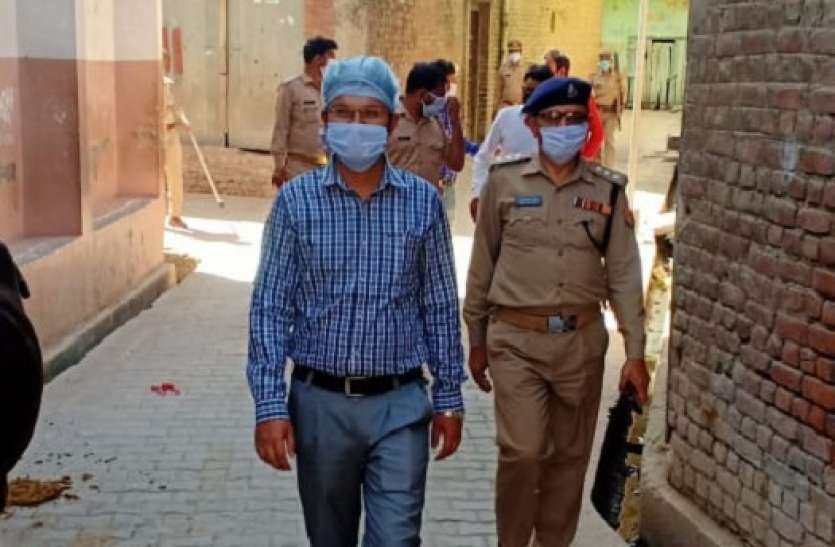 img-20200403-wa0007.jpg मुजफ्फरनगर व सहारनपुर के बाद रामपुर में Lockdown का पालन कराने गई पुलिस टीम पर हमला