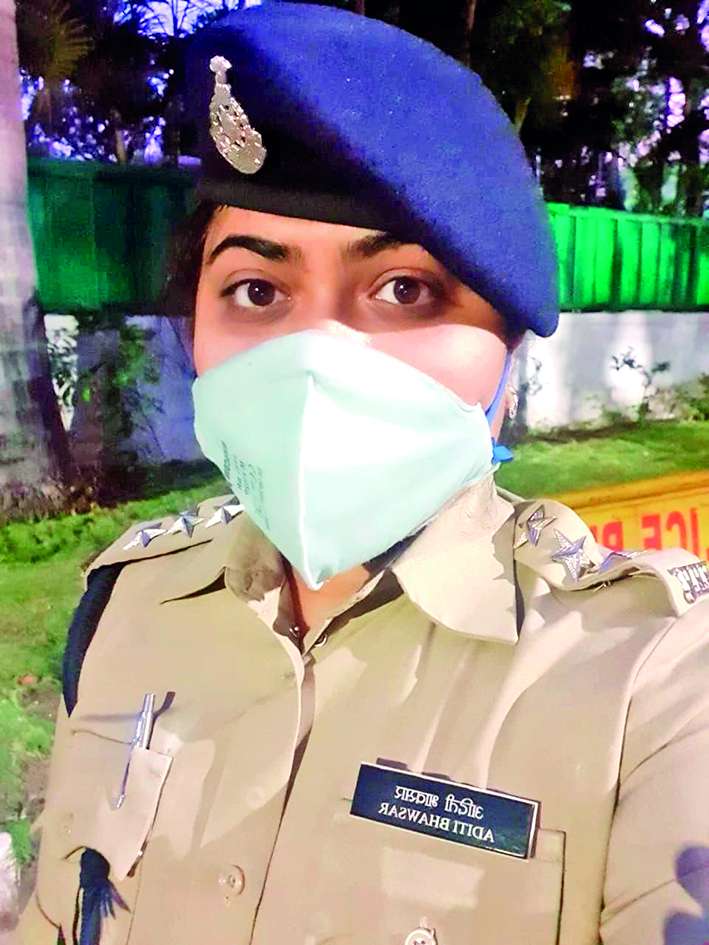 16-16 घंटे तक कर रहीं फील्ड में ड्यूटी, मकसद - हर हाल में कोरोना को हराना है