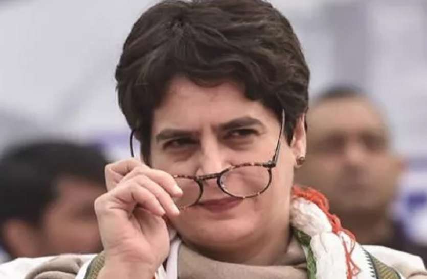 priyanka_gandhi_1.jpg सीएम योगी आदित्यनाथ को प्रियंका गांधी ने दी नसीहत, ये समय इन योद्धाओं के साथ अन्याय करने का नहीं