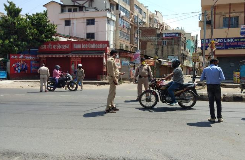 सावधान!...लॉकडाउन उल्लंघन करना पड़ेगा भारी, सोशल मीडिया का दुरुपयोग करने वालों को हो रही जेल सावधान!...लॉकडाउन उल्लंघन करना पड़ेगा भारी, सोशल मीडिया का दुरुपयोग करने वालों को हो रही जेल