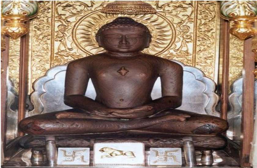 Mahavir Jayanti : भगवान महावीर के 5 व्रत और 12 वचन अपनाने से जीवन को मिलती नई राह