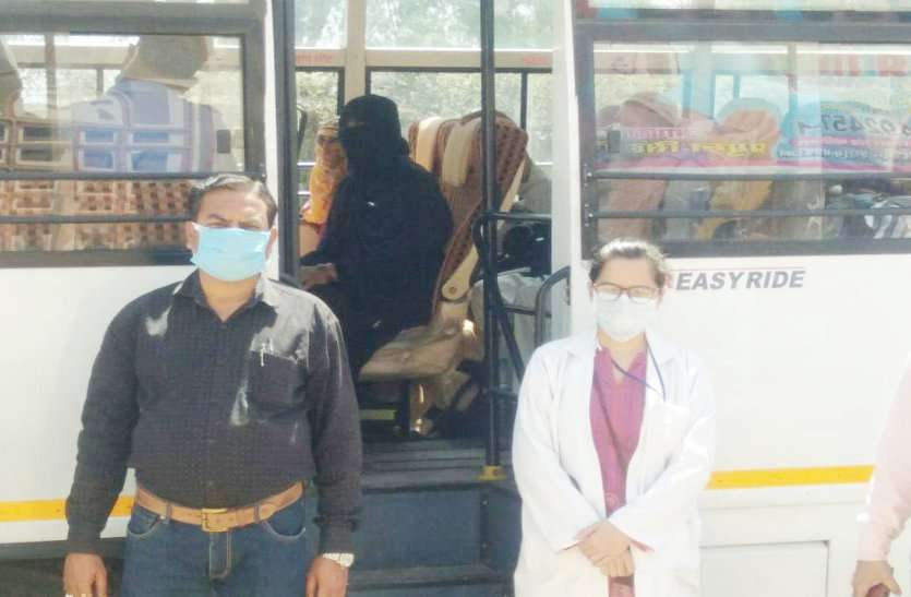 health department taken sample of corona suspect in muslim area कोरोना वायरस: अवाड़पुरा के 27 लोगों को श्याम बाटिका से वापस घर भेजा, CHMO सहित सोलह सैंपल गए जांच में