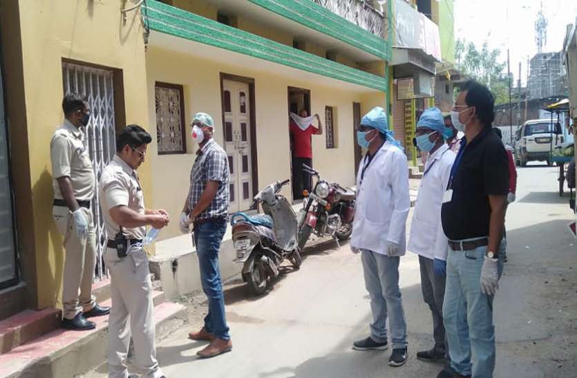 मरकज में शामिल तबलीगी के खुलासे के बाद उड़ी शासन-प्रशासन की नींद, 17 साथियों के साथ छुपा था कटघोरा में मरकज में शामिल तबलीगी के खुलासे के बाद उड़ी शासन-प्रशासन की नींद, 17 साथियों के साथ छुपा था कटघोरा में