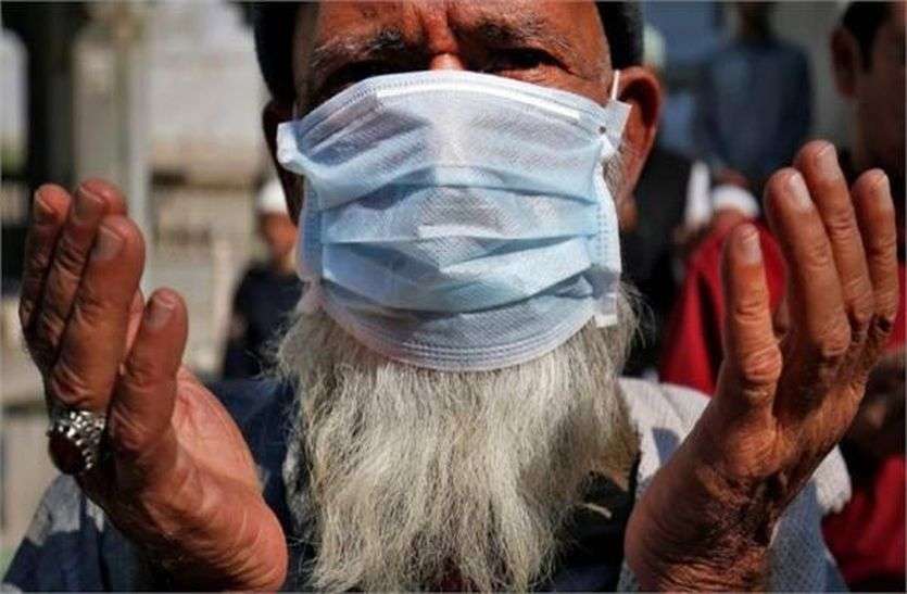 शबे बारात की रात नौ को, कोरोना को मिटाने की करेंगे दुआ शबे बारात की रात नौ को, कोरोना को मिटाने की करेंगे दुआ