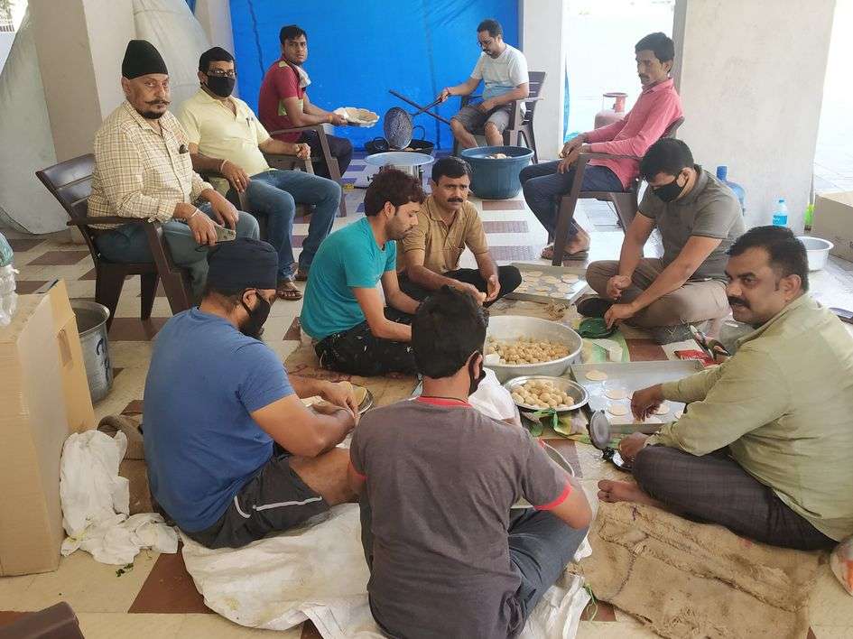 Corona: कोरोना संकट में सेवा यज्ञ में जुटी संस्थाएं और लोग