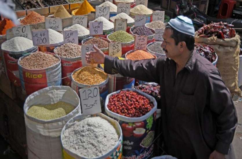 pakistan Coronavirus: पाकिस्तान में दुकानदारों का बगावत, कहा- 15 अप्रैल के बाद नहीं मानेंगे लॉकडाउन