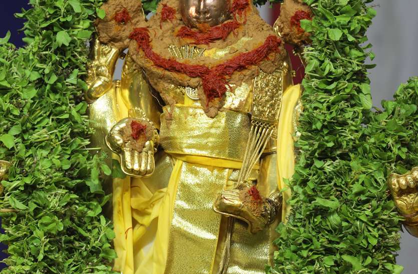 128 साल पहले भी बंद हुआ था तिरुपति बालाजी का मंदिर 128 साल पहले भी बंद हुआ था तिरुपति बालाजी का मंदिर