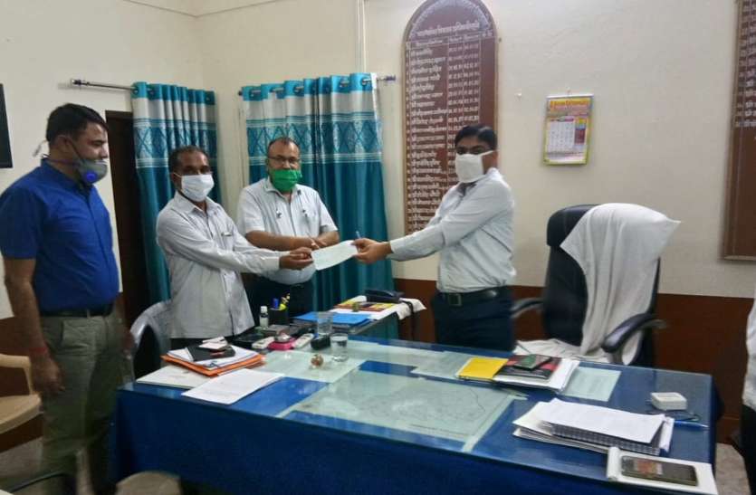 कोरोना संकट में सहायता का सिलसिला जारी कोरोना संकट में सहायता का सिलसिला जारी