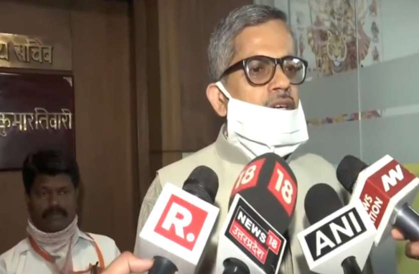उत्तर प्रदेश के 15 जिलों के हॉट स्पाट सील, मास्क पहनना हुआ अनिवार्य नहीं तो सख्त कार्रवाई उत्तर प्रदेश के 15 जिलों के हॉट स्पाट सील, मास्क पहनना हुआ अनिवार्य नहीं तो सख्त कार्रवाई