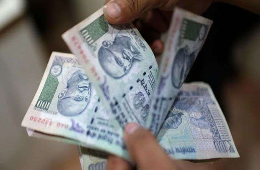 school fees फीस को लेकर कोई भी स्कूल नहीं बनाएगा दबाव, चार किश्तों में दी जा सकेगी फीस