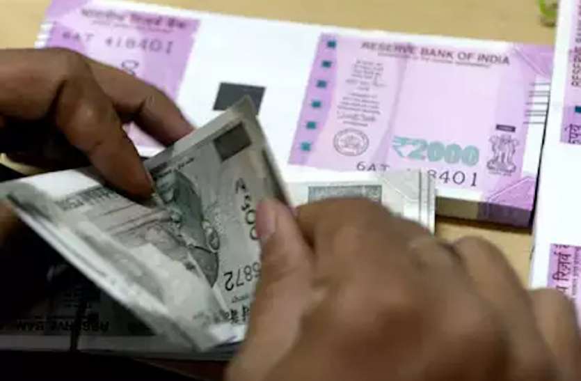 अभिभावकों से एडवांस फीस नहीं ले सकेंगे स्कूल, बात न मानने पर होगी कार्रवाई अभिभावकों से एडवांस फीस नहीं ले सकेंगे स्कूल, बात न मानने पर होगी कार्रवाई