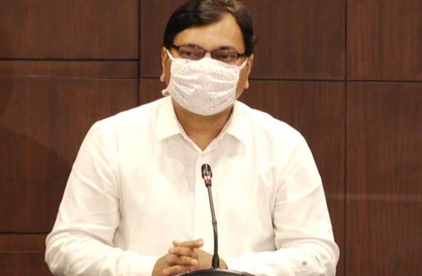 Amit Mohan कोरोनाः यूपी में 15 फरवरी को लगाई जाएगी वैक्सीन की दूसरी डोज