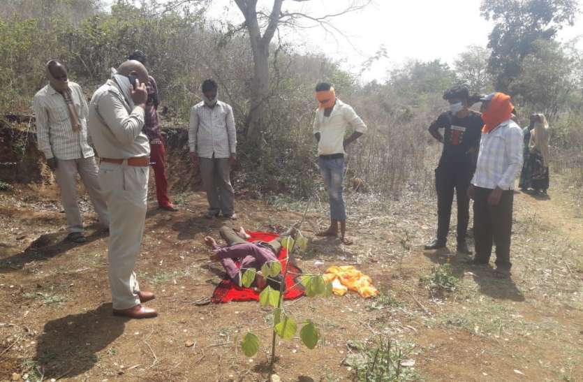 fanshi.jpg suicide:मां की साड़ी का फंदा लगाकर युवक ने की आत्महत्या