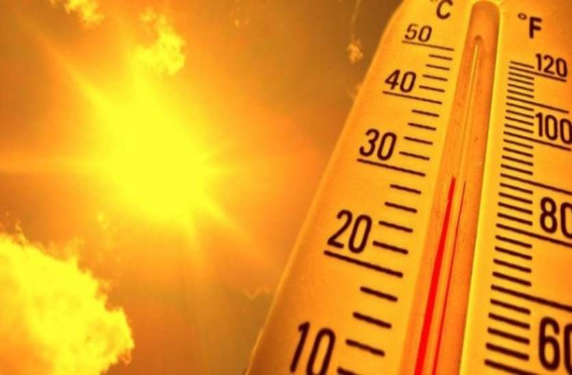 summer-temperature.jpg नाैैतपा की तपिश भरी गर्मी से बेहाल लोग, सड़कोंं पर पसरा सन्नाटा