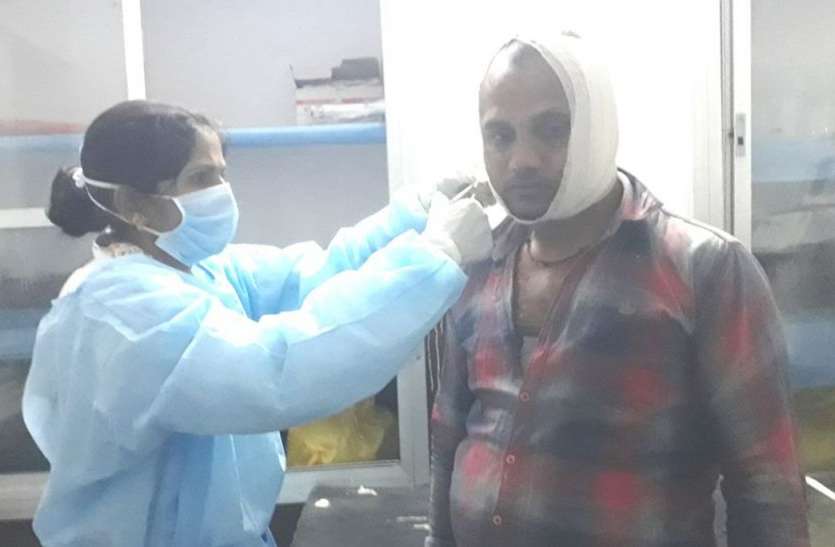 11 injured दो पक्षों के झगड़े में 11 घायल
