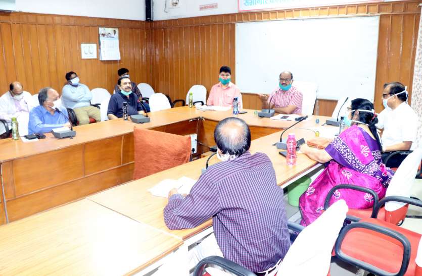 Good initiative - three new ambulances to be purchased for Corona patientsअच्छी पहल-कोरोना मरीजों के लिए तीन नए एबुलेंस की होगी खरीदी अच्छी पहल-कोरोना मरीजों के लिए तीन नए एबुलेंस की होगी खरीदी