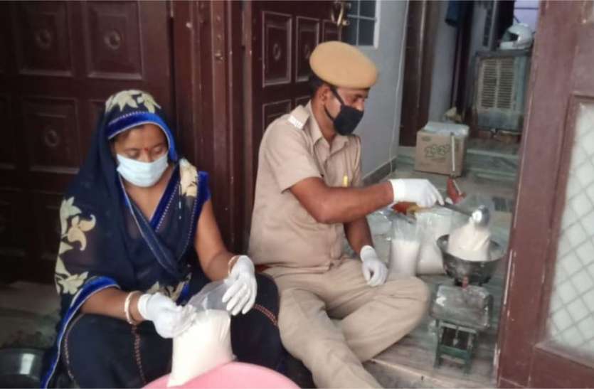 Corona lockdown: होमगार्ड के जवान की दरियादिली, गरीबों को राशन के लिए तुड़वा दी एफडी Corona lockdown: होमगार्ड के जवान की दरियादिली, गरीबों को राशन के लिए तुड़वा दी एफडी