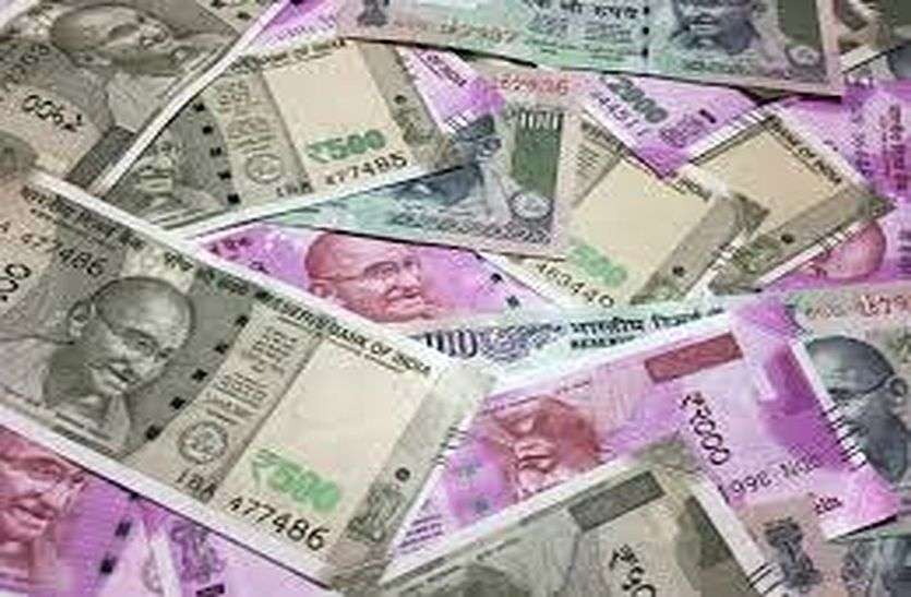 Bank manager's dogma, interfered with AGM in bhilwara बैंक मैनेजर की हठधर्मिता, एजीएम को देनी पड़ी दखल