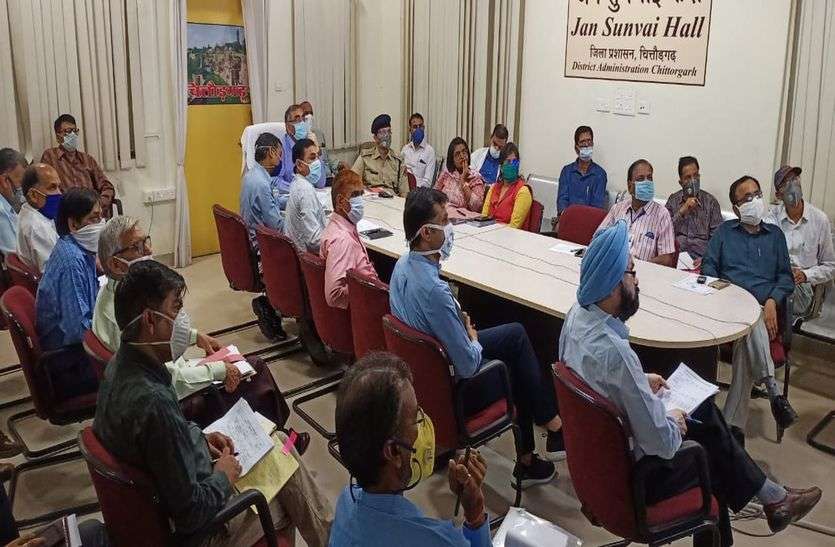 किसने बताया लॉकडाउन में रियायत पर कैसे करना काम किसने बताया लॉकडाउन में रियायत पर कैसे करना काम
