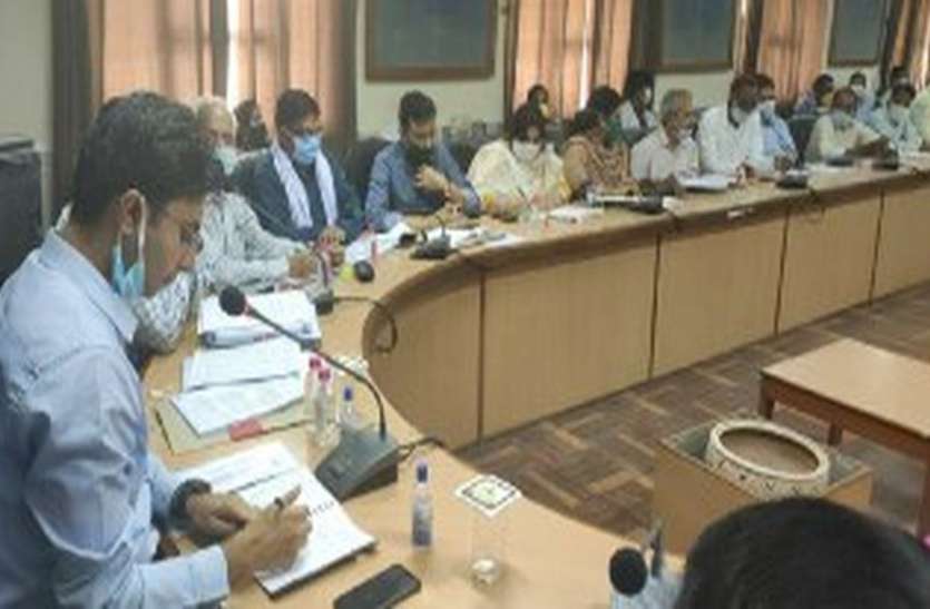 लॉक डाउन-2 में 20 से कई क्षेत्रों में छूट, कोरोना गाइडलाइन की पालना जरूरी लॉक डाउन-2 में 20 से कई क्षेत्रों में छूट, कोरोना गाइडलाइन की पालना जरूरी