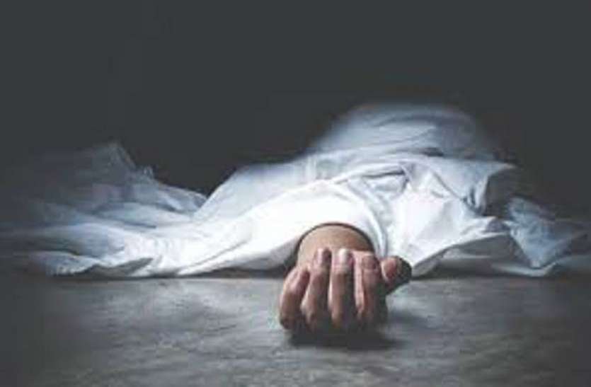 Two dead, seven injured due to lightning fall आकाशीय बिजली गिरने से दो की मौत, सात घायल, गांव में मच गया हड़कंप